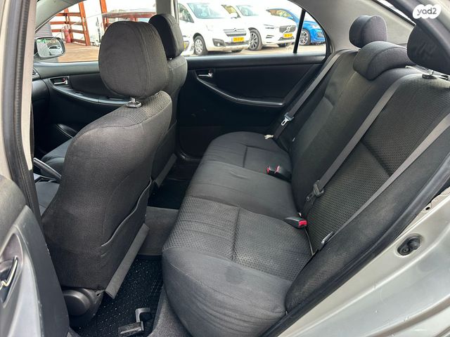 טויוטה קורולה