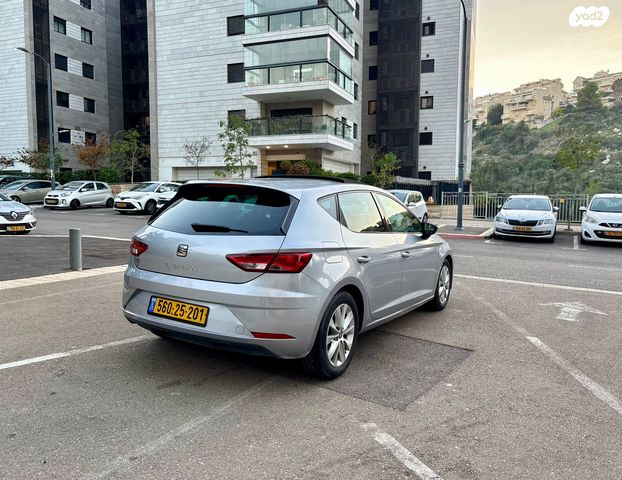מודעת רכב סיאט לאון 2