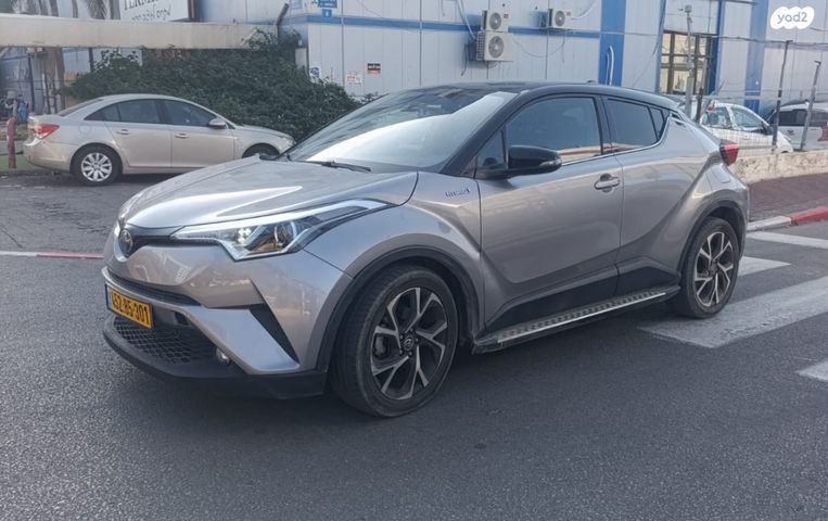 טויוטה C-HR