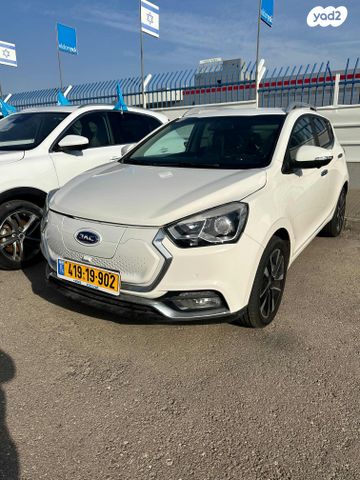 מודעת רכב ג׳יי.איי.סי E-S2