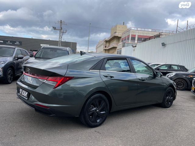 יונדאי אלנטרה