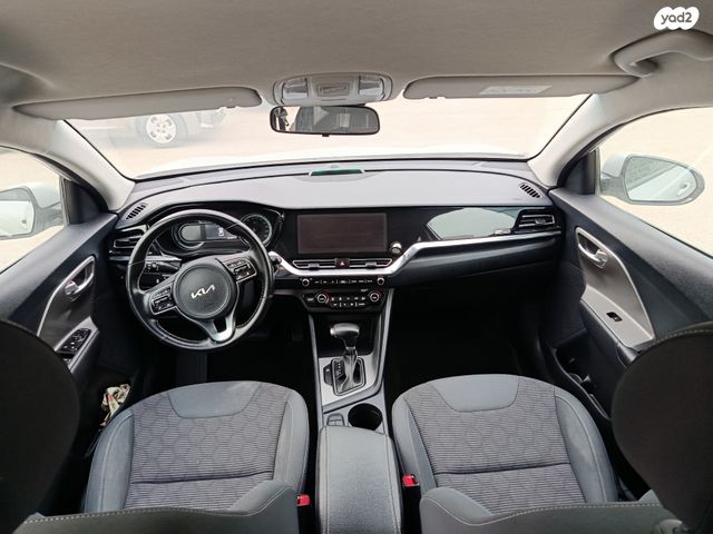 קיה נירו פלוס