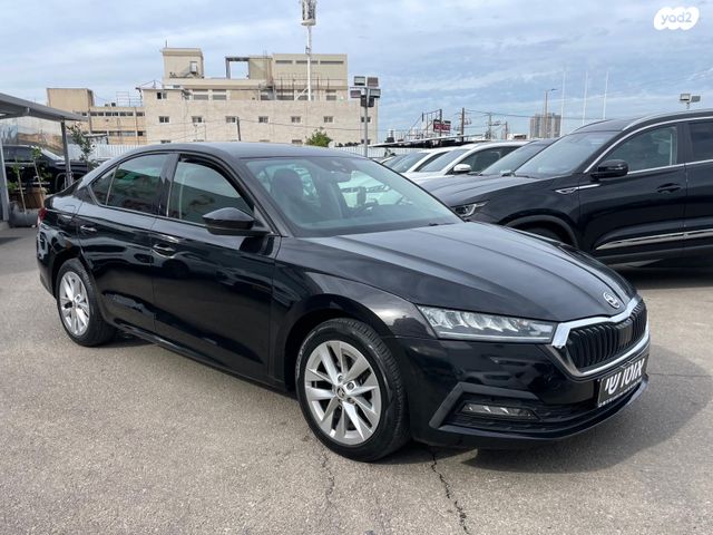 סקודה אוקטביה 