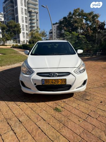 יונדאי אקסנט i25