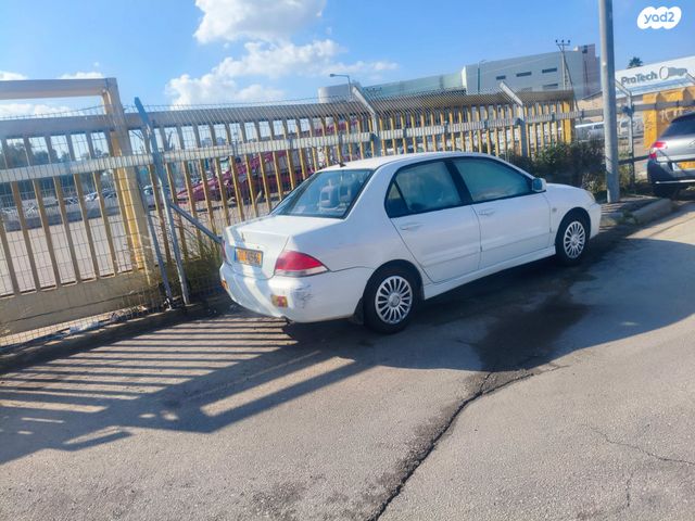 מיצובישי לנסר