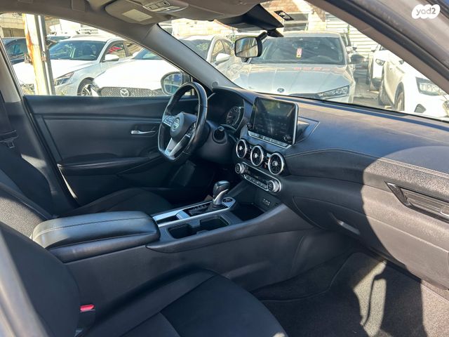 ניסאן סנטרה