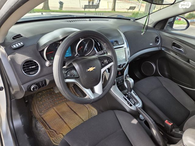 שברולט קרוז