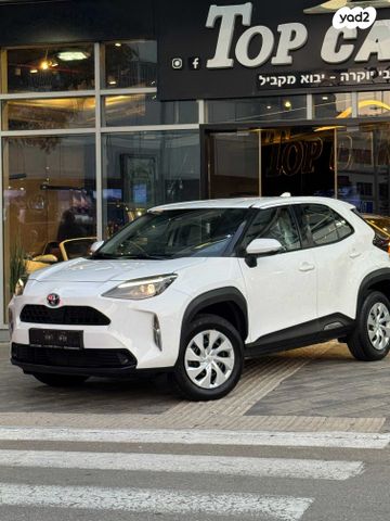 מודעת רכב טויוטה יאריס קרוס