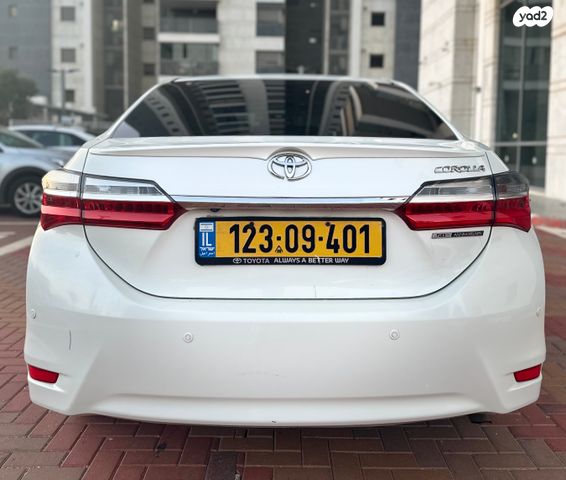 טויוטה קורולה