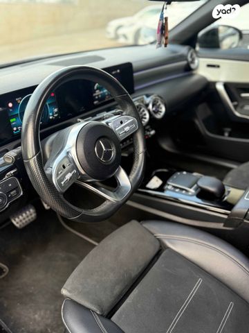 מרצדס-בנץ CLA