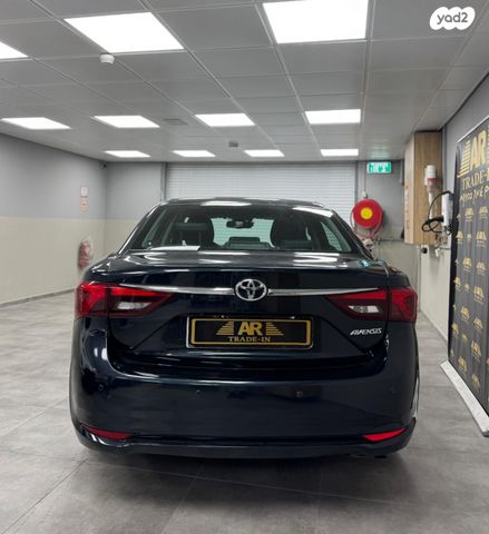 טויוטה אוונסיס