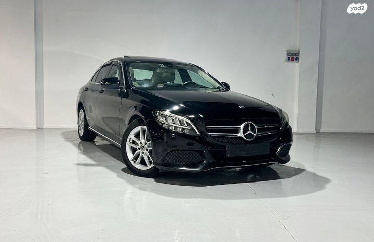 מודעת רכב מרצדס-בנץ C-class