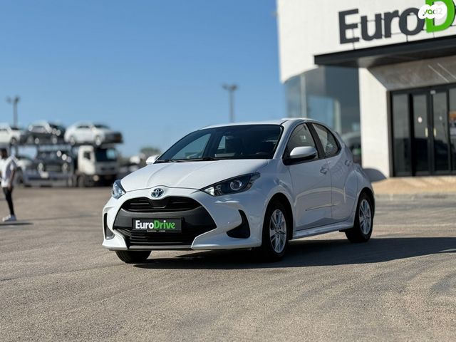 מודעת רכב טויוטה יאריס