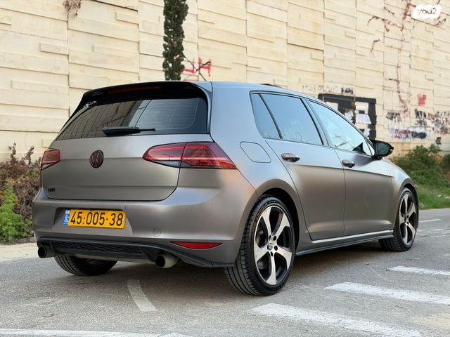 פולקסווגן גולף