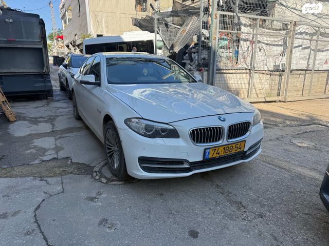 מודעת רכב ב מ וו סדרה 5