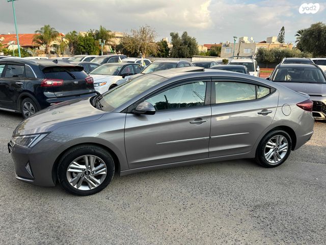 מודעת רכב יונדאי אלנטרה 1