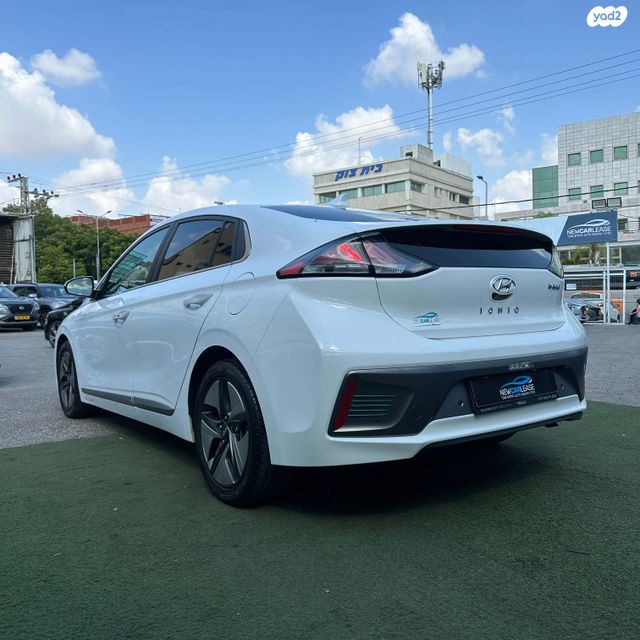 יונדאי איוניק