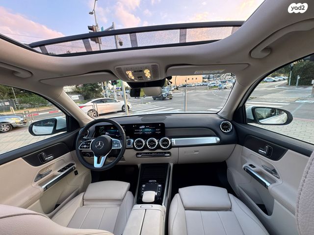 מרצדס-בנץ EQB