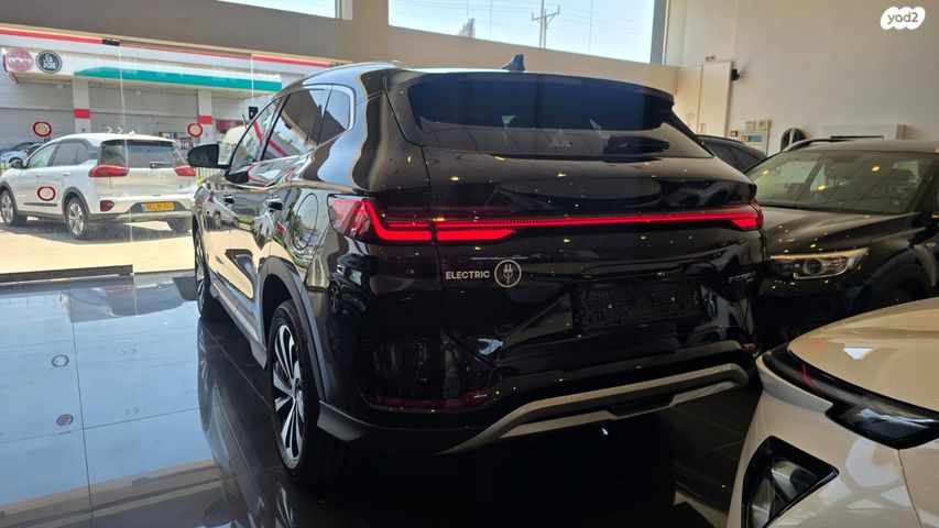 בי.ווי.די סיל U