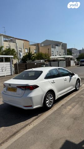 מודעת רכב טויוטה קורולה
