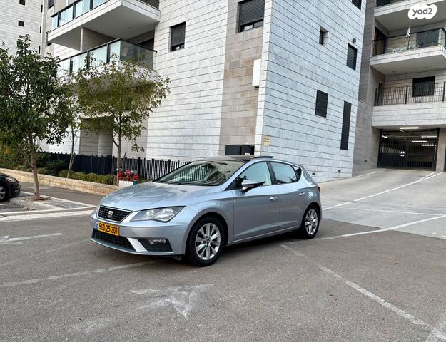 מודעת רכב סיאט לאון