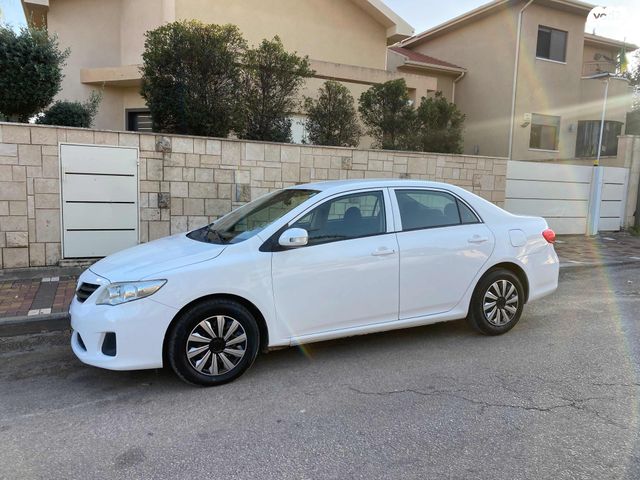 מודעת רכב טויוטה קורולה