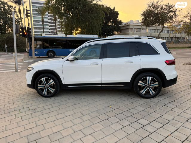 מרצדס-בנץ EQB