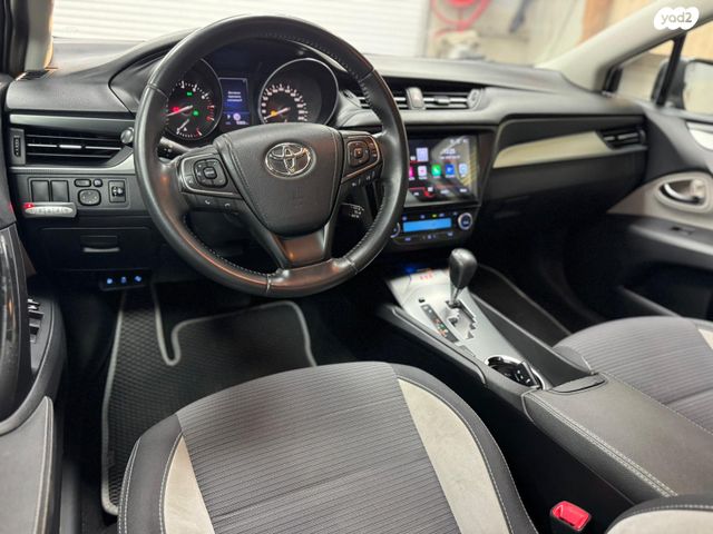 טויוטה אוונסיס