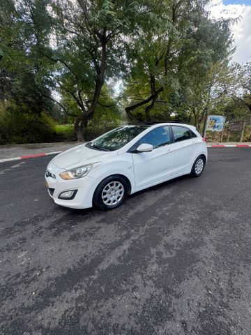יונדאי i30