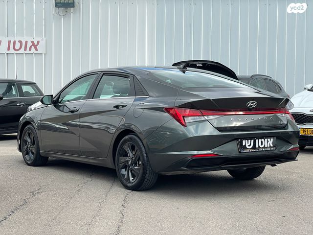 יונדאי אלנטרה