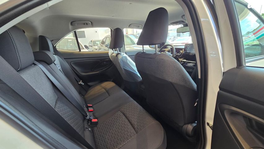 טויוטה יאריס קרוס