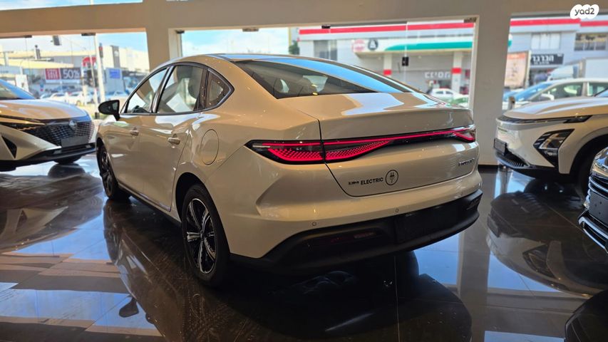 בי.ווי.די סיל 5