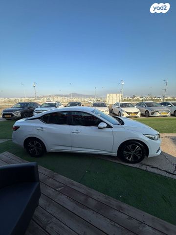 ניסאן סנטרה