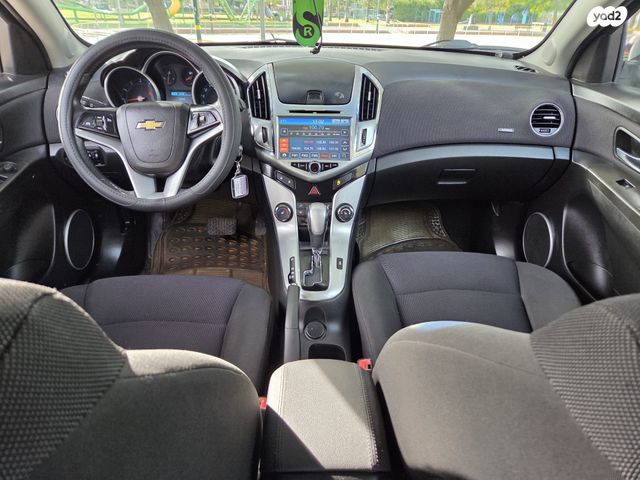 שברולט קרוז