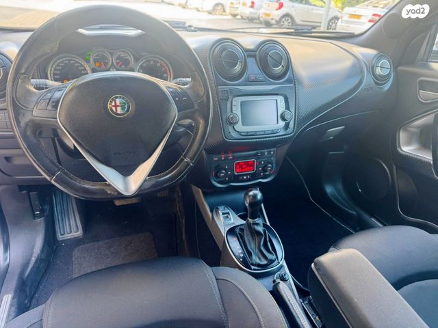 אלפא רומיאו מיטו