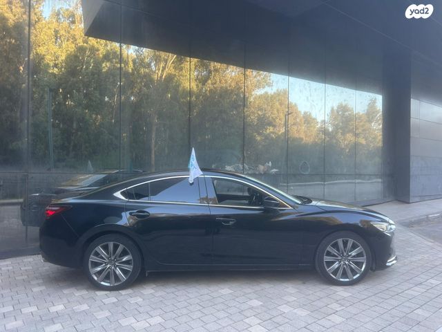 מודעת רכב מאזדה 6