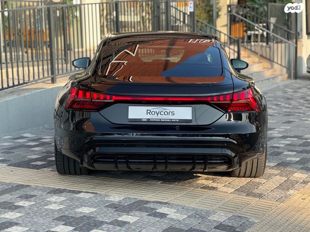 אאודי E-tron GT