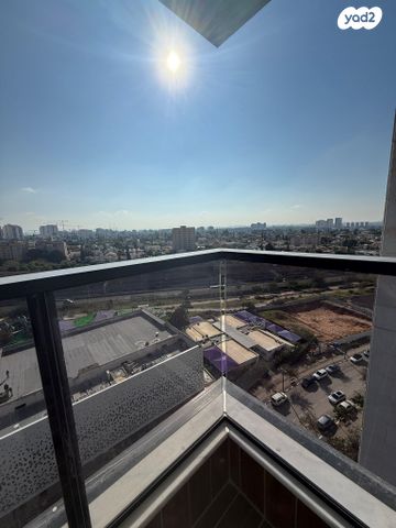 דירה, יצחק שמיר 17, רמת הדר, גבעת שמואל