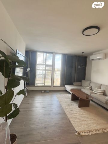 דירה, כיכר אליעזר קפלן 12, שכונה א', באר שבע