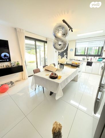 בית פרטי/ קוטג', המלכים 12, שעריה, פתח תקווה