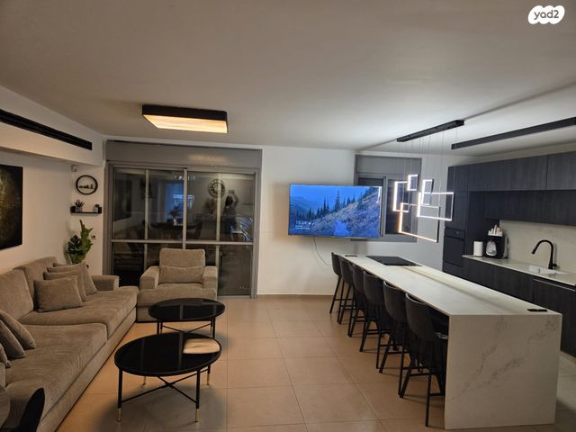 דירה, אליהו הנביא 32, פסגות אפק, ראש העין