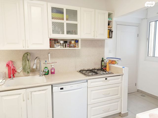 דירה, מגיני הגליל 53, קרית דוד, רחובות