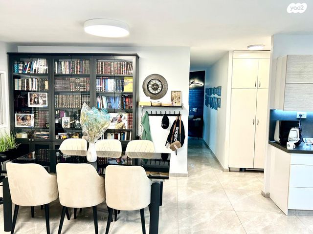 דירה, אריה בן אליעזר 31, רמת עמידר, רמת גן