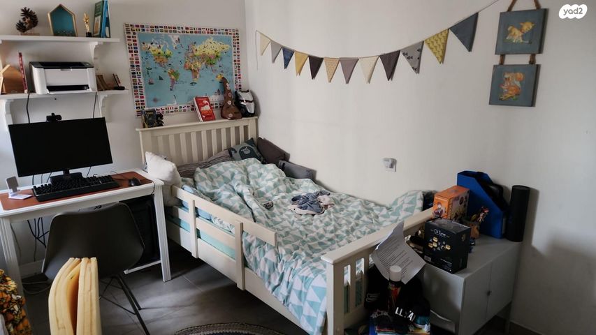 דירה, נחל אלכסנדר 13, צור יצחק, צור יצחק