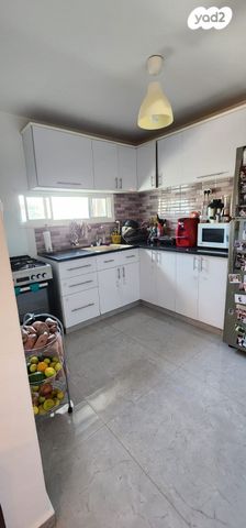 דירה, אליעזר קשאני 10, ארמון הנציב, תלפיות מזרח, ירושלים