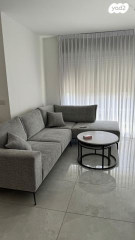 גג/ פנטהאוז, המכבים 42, המכבים, גבעת זאב