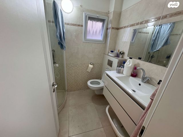 דירה, השקד 14, תל חנן, נשר