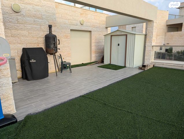 גג/ פנטהאוז, נחל פולג 25, צור יצחק, צור יצחק