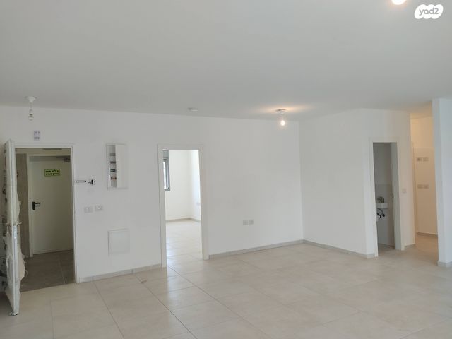 דירה, שדרות ציונה צרפת 36, גדרה מזרח, גדרה