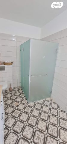 גג/ פנטהאוז, נחל פולג 35, צור יצחק, צור יצחק